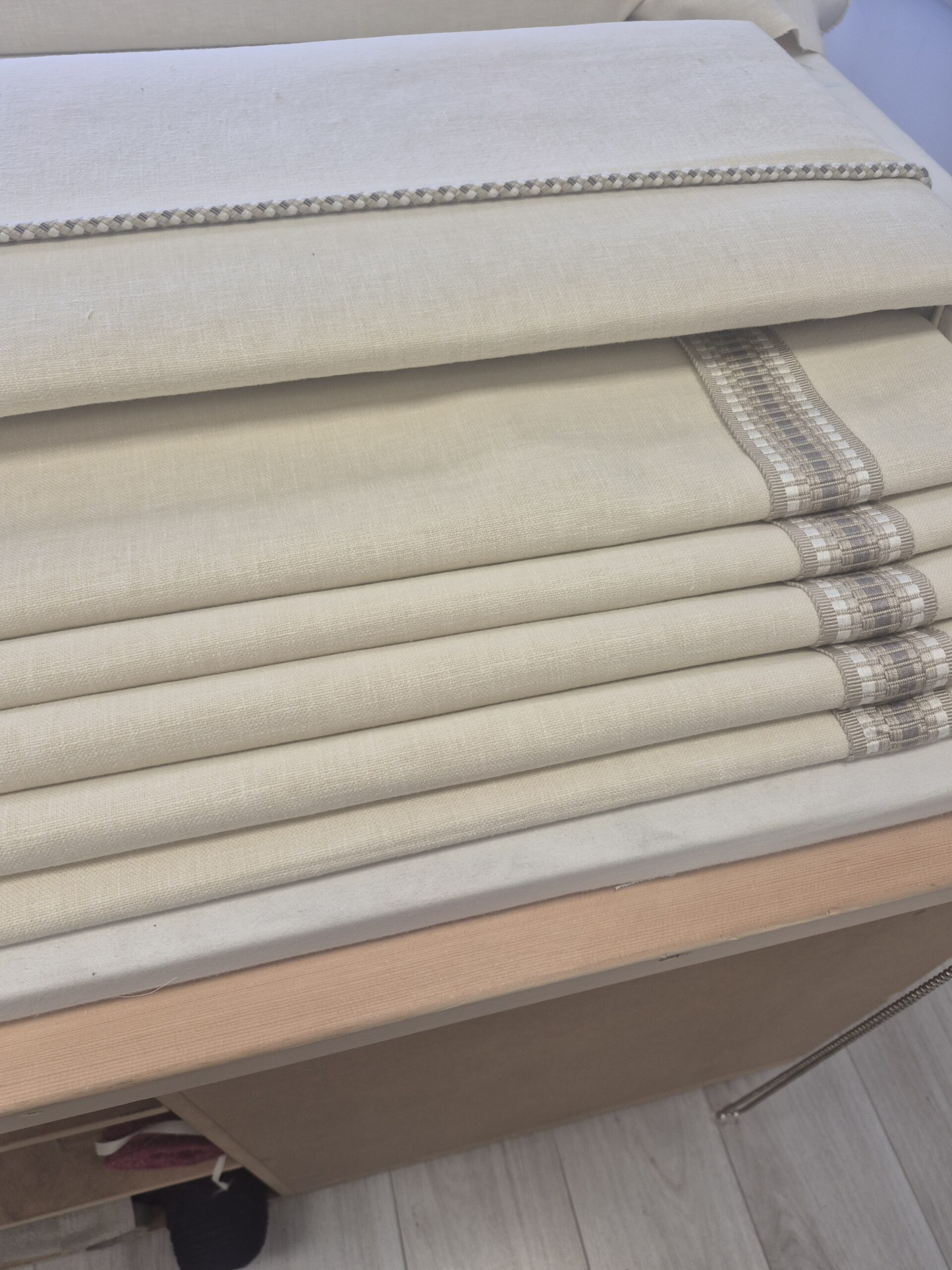 Roman blind with matching pelmet