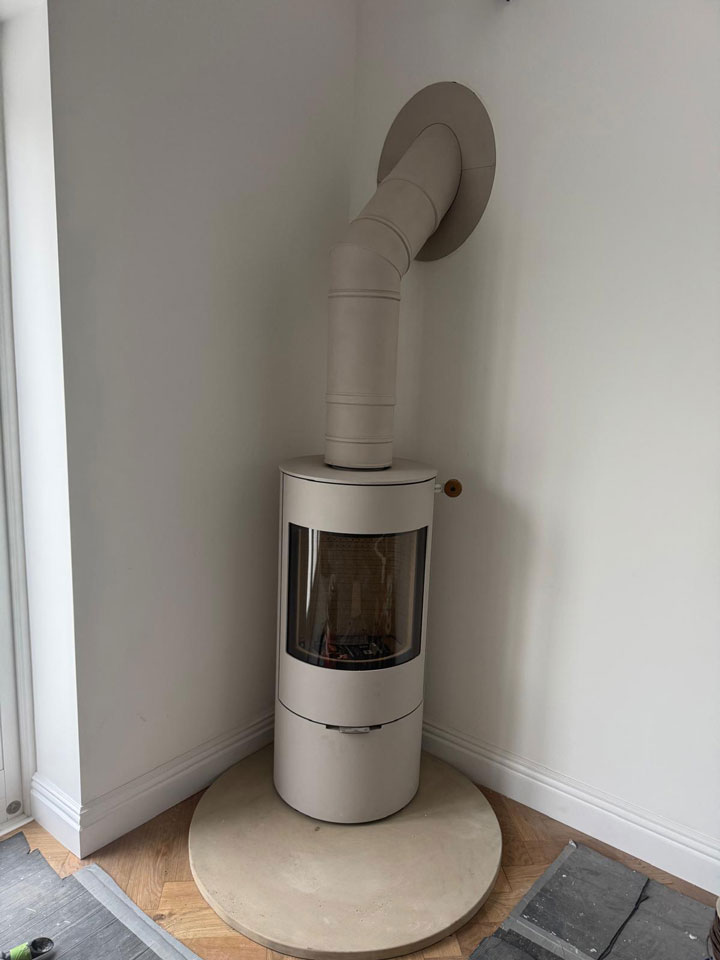 Rais viva 100 wood burner installed