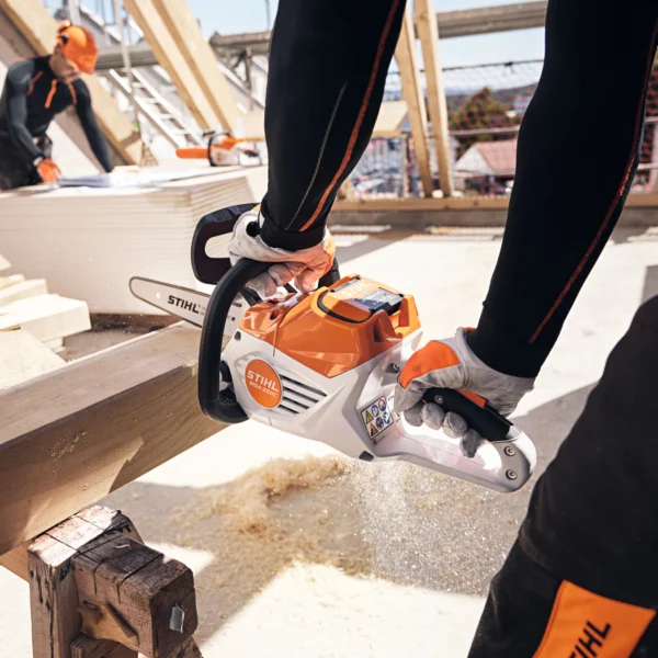 MSA 200 C-B Cordless Chainsaw - Image 4