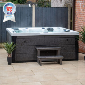 Platinum Spas Premium Range Onyx Social Media